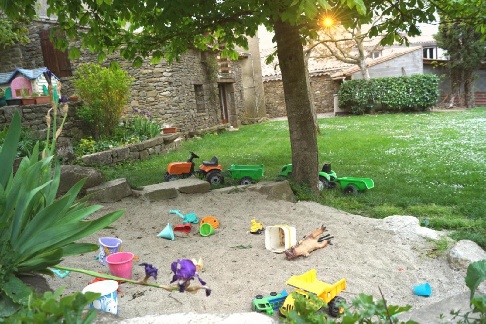 Cassaignes La Petite Maison Dans La Prairie מראה חיצוני תמונה
